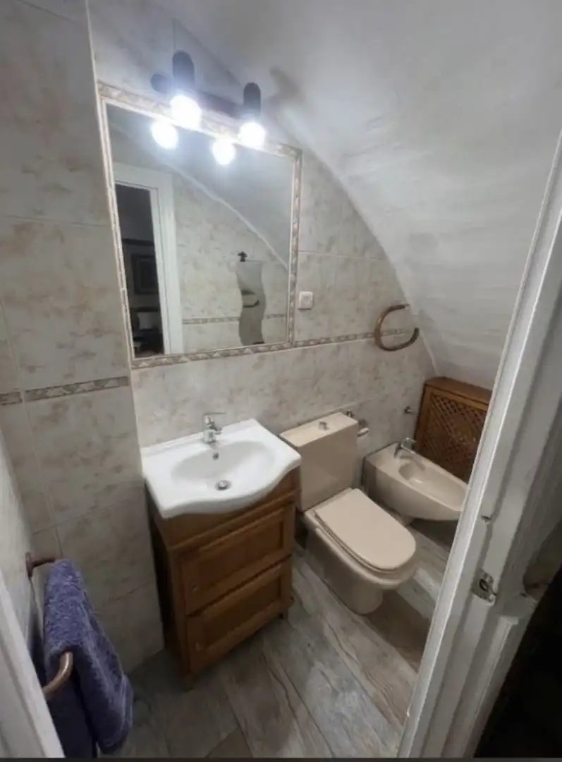 Bany de Casa o xalet en venda en Monachil amb Aire condicionat, Terrassa i Piscina