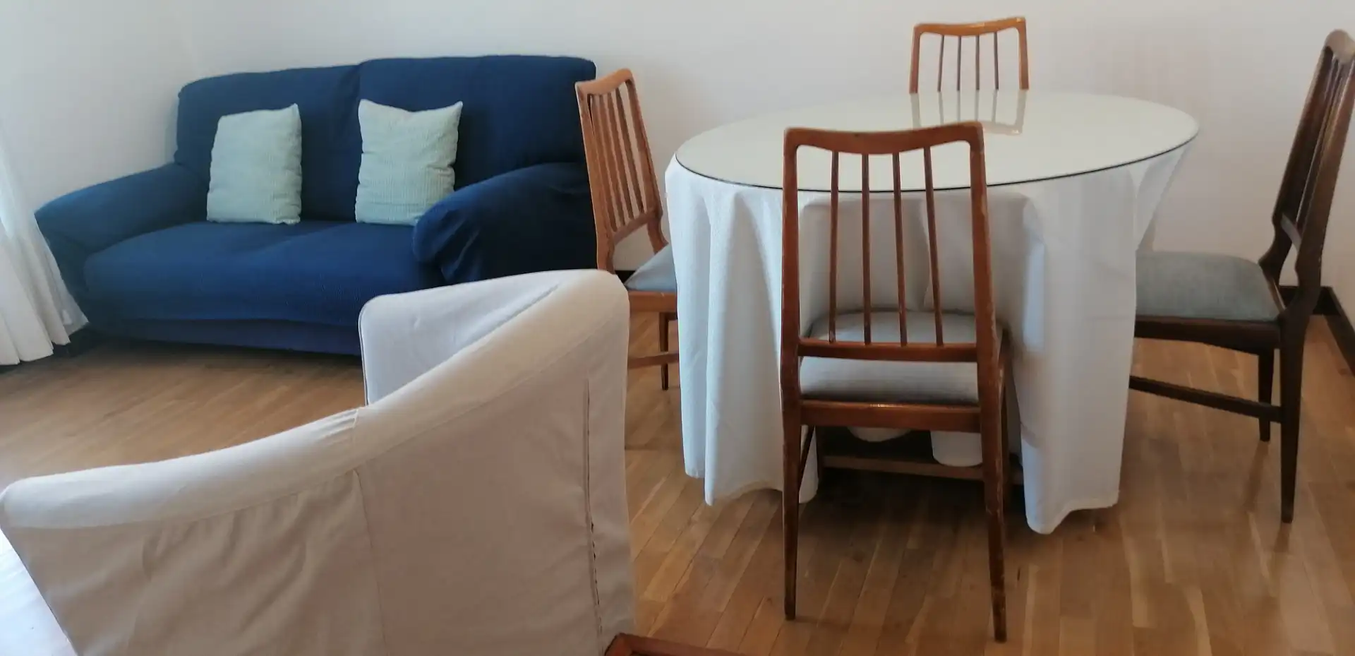 Menjador de Pis de lloguer en Salamanca amb Calefacció, Parquet i Terrassa