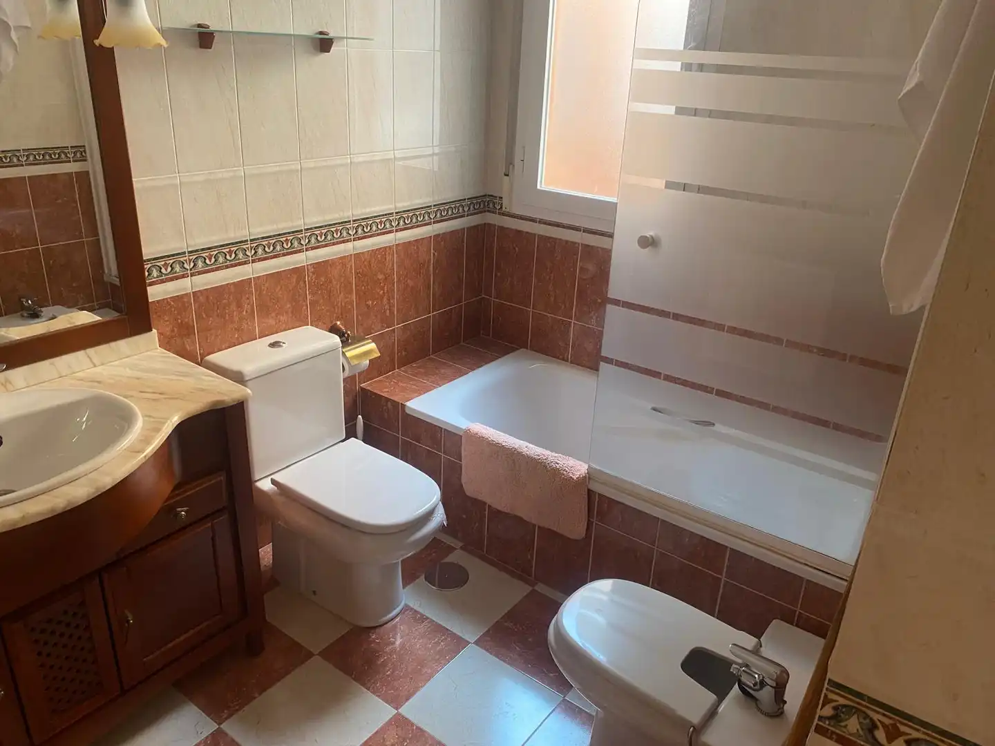 Baño de Ático en venta en Los Rosales