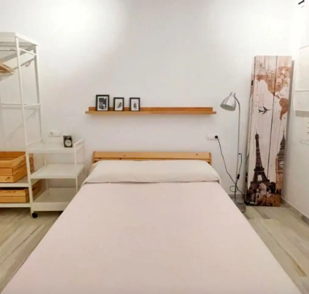 Habitación de Piso de alquiler en Estepona con Terraza, Amueblado y Horno