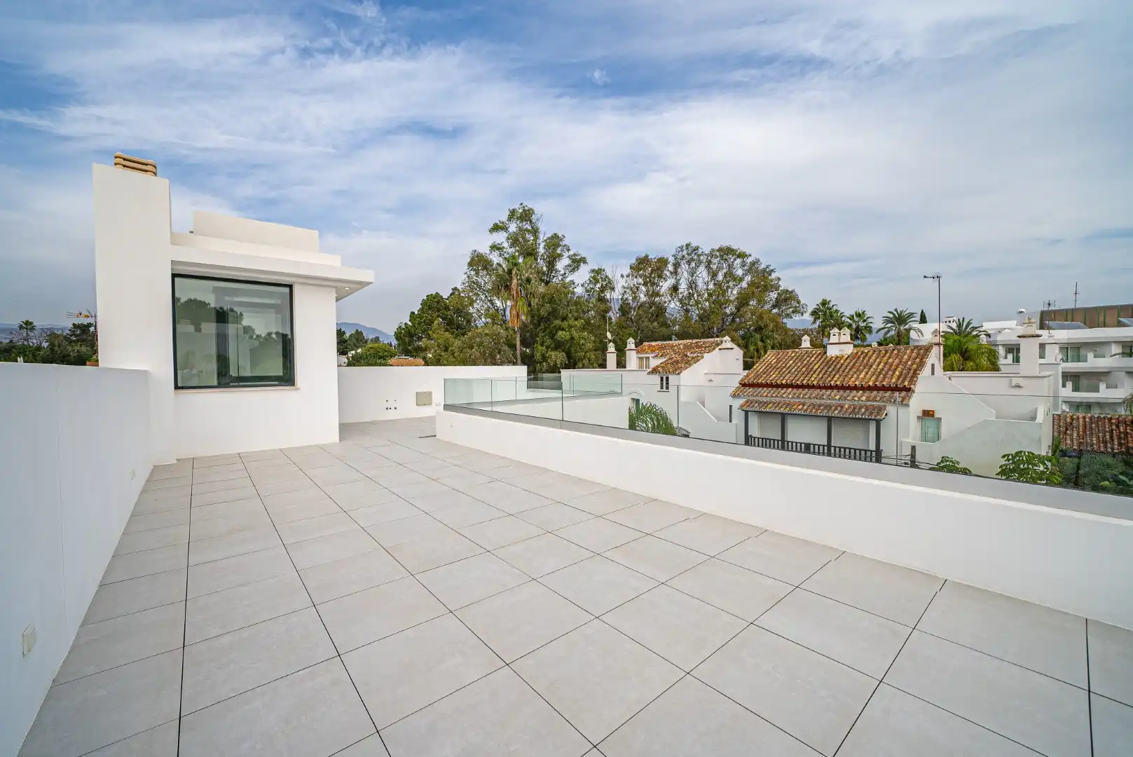 Chalet con piscina en venta en Milla de Oro, imagen 25