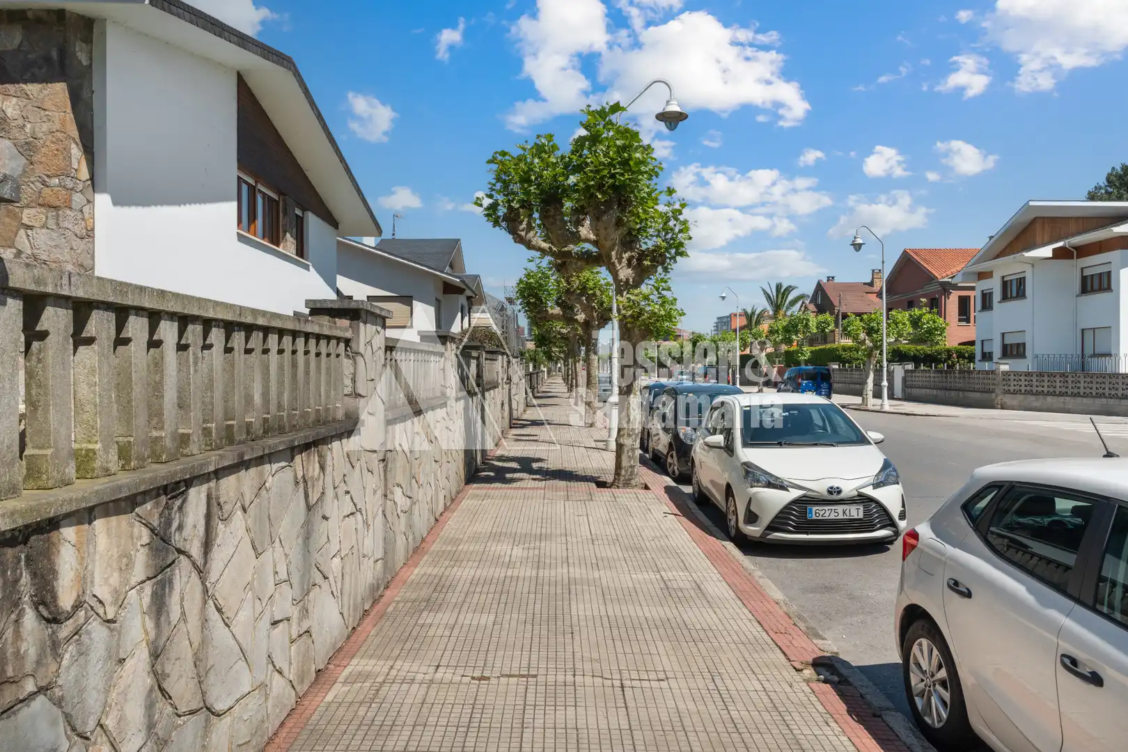 Vista exterior de Casa o chalet en venta en Castrillón con Calefacción, Jardín privado y Terraza