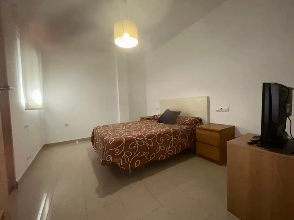 Dormitori de Apartament de lloguer en Villanueva de la Serena amb Aire condicionat, Traster i Moblat