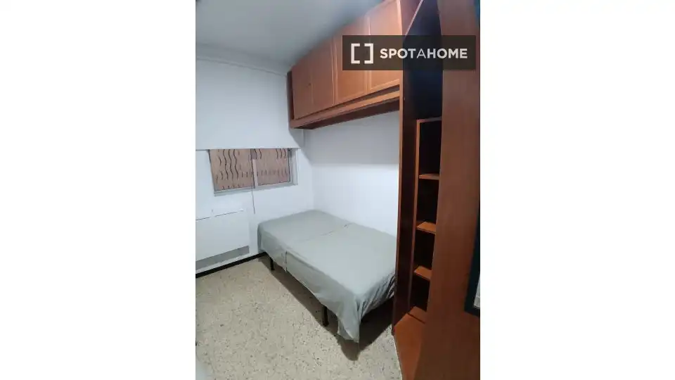 Room in Juan XXIII