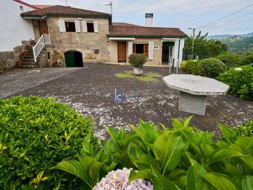 House with garden for sale in Ventiun
