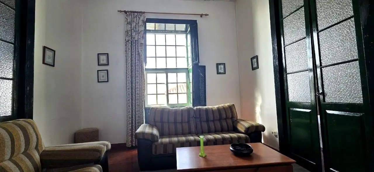 Sala d'estar de Casa o xalet en venda en Santa Cruz de la Palma amb Jardí privat i Terrassa