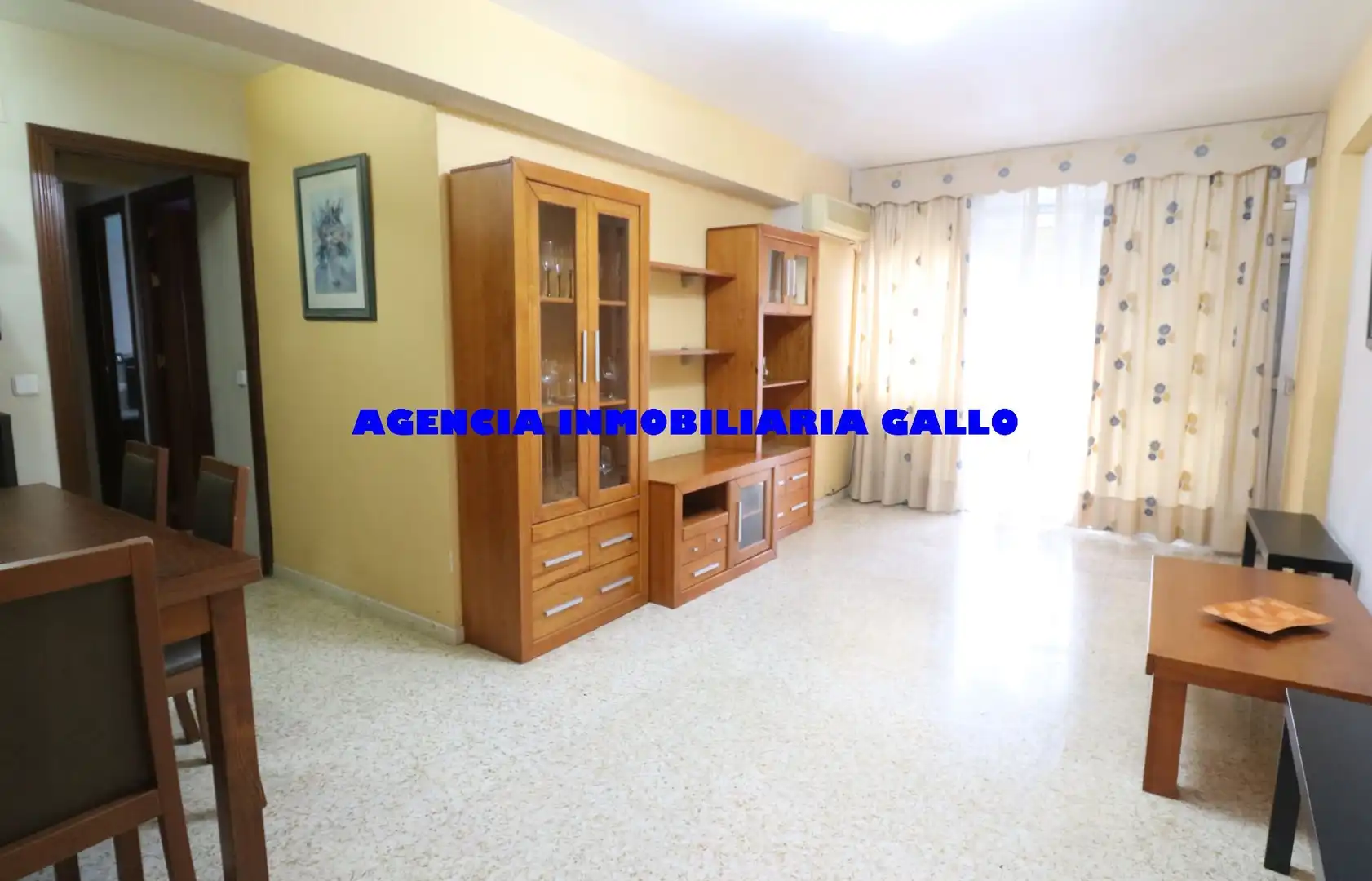 Living room of Flat for sale in Sevilla  with Air Conditioner