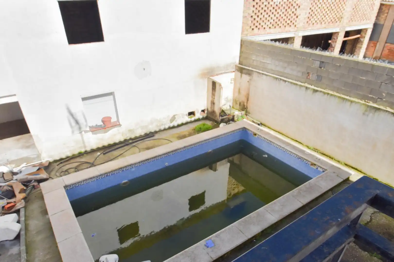 Swimming pool of Houses for sale in Cijuela