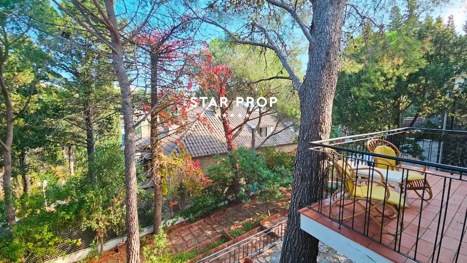 Vista exterior de Casa o chalet en venta en Llançà con Terraza, Trastero y Amueblado