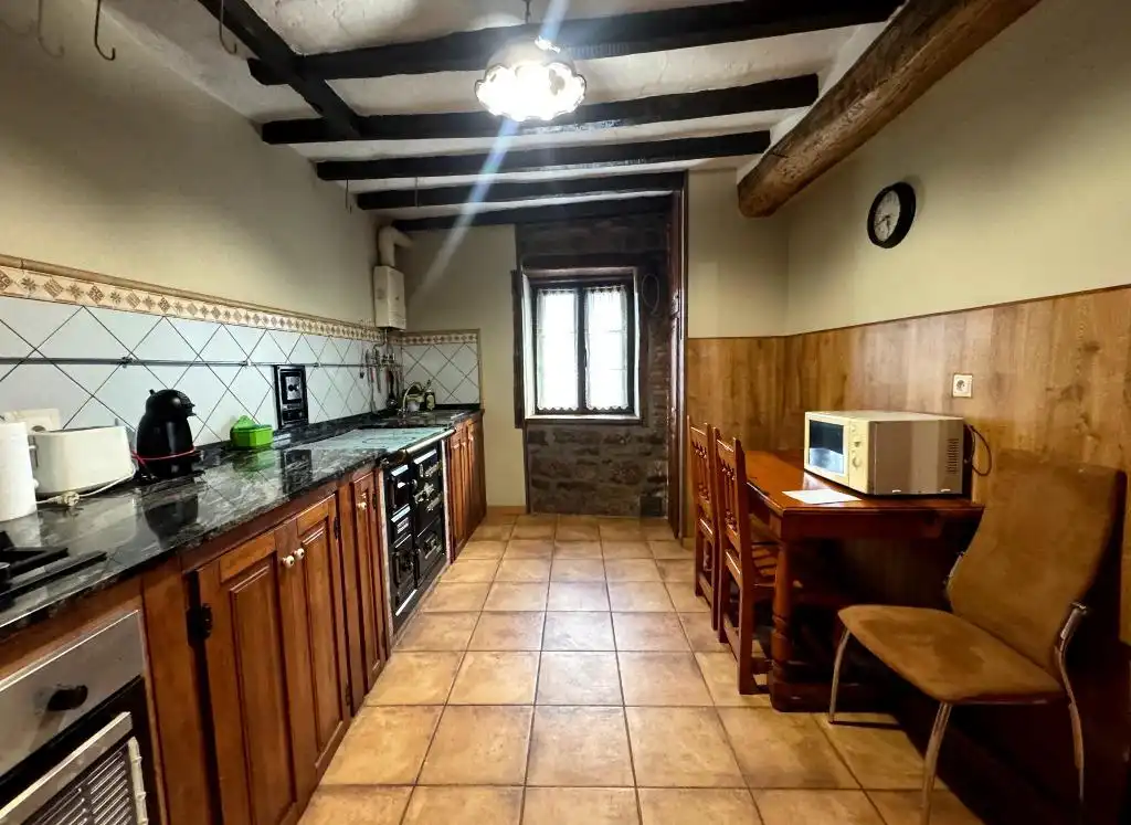 Cocina de Casa o chalet en venta en Arenas de Iguña con Calefacción, Jardín privado y Terraza