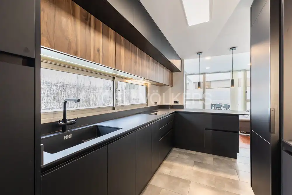 Kitchen of Houses for rent in Godella  with Air Conditioner, Heating and Private garden