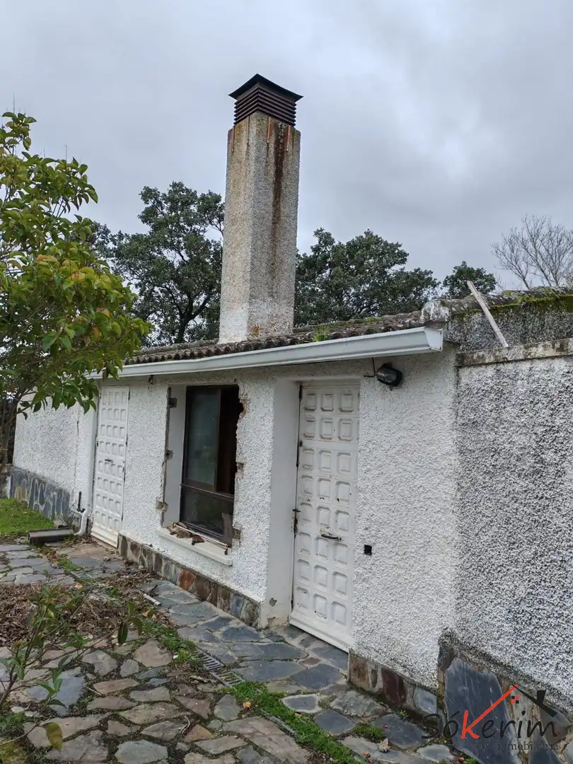 Vista exterior de Piso en venta en San Román de los Montes con Calefacción, Jardín privado y Terraza