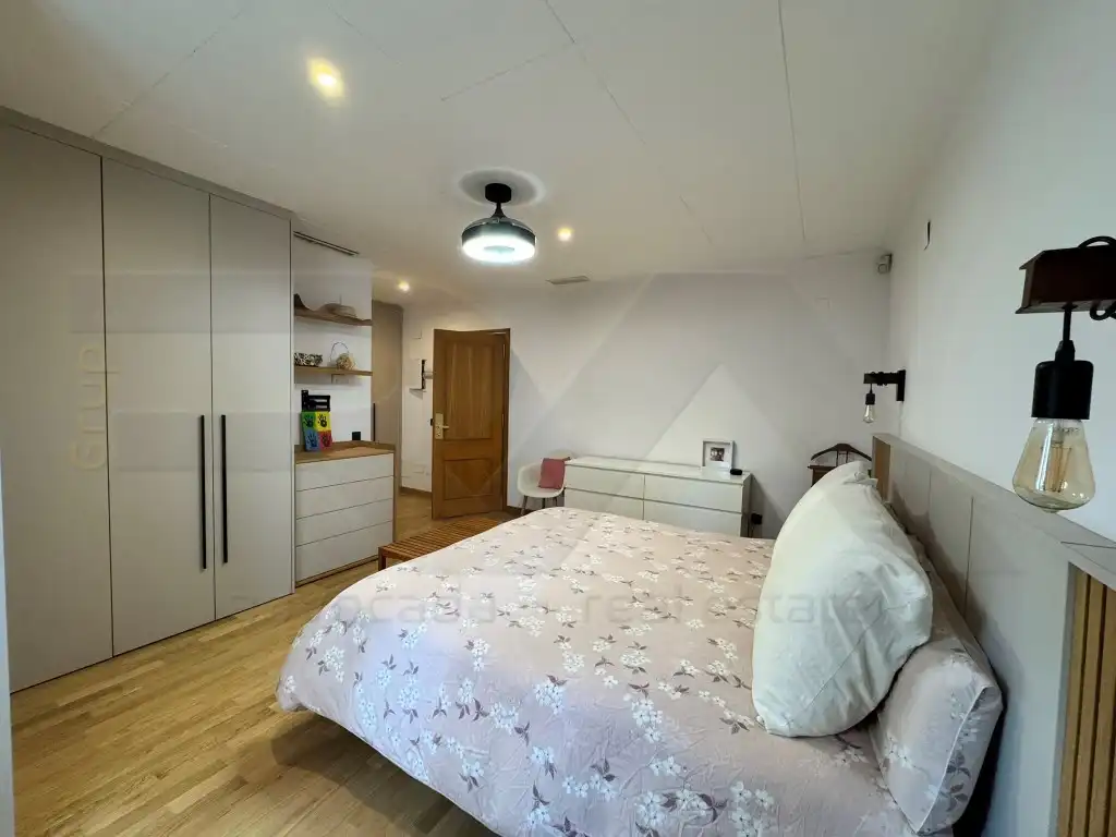 Dormitori de Casa o xalet en venda en Tarragona amb Aire condicionat, Forn i Rentadora