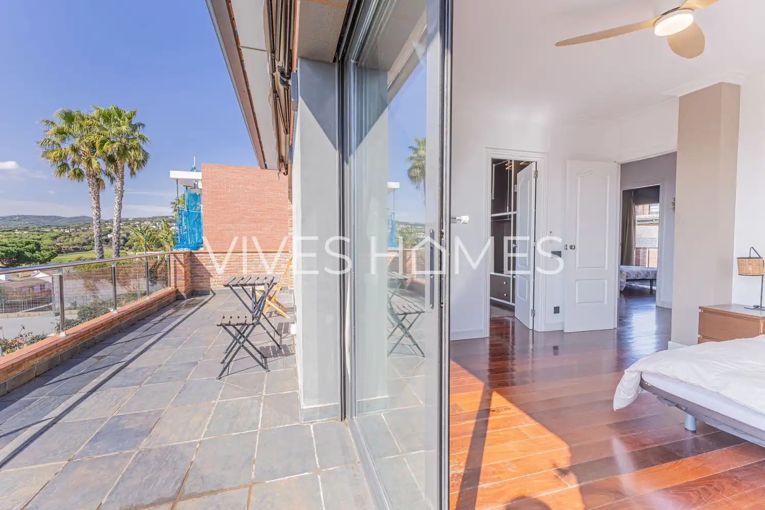 Habitación de Casa o chalet en venta en Caldes d'Estrac con Aire acondicionado, Calefacción y Jardín privado