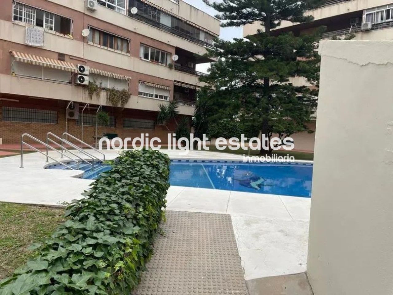 Exterior view of Flat for sale in Málaga Capital  with Terrace and Swimming Pool