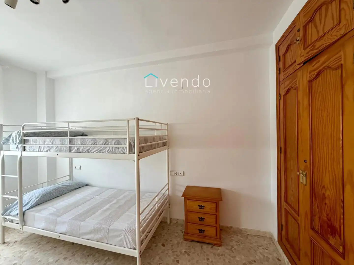 Dormitori de Àtic en venda en Conil de la Frontera amb Traster i Moblat