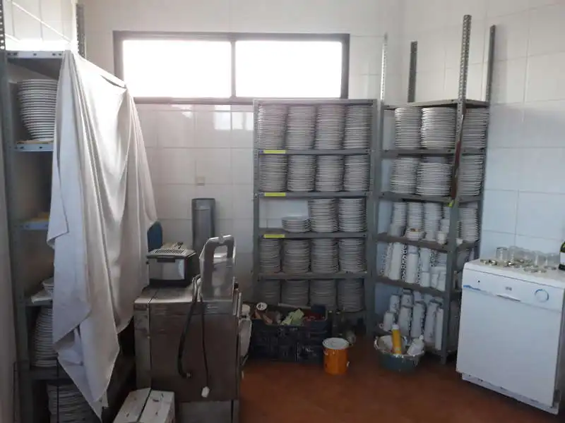 Kitchen of Buildings for sale in Baños de la Encina