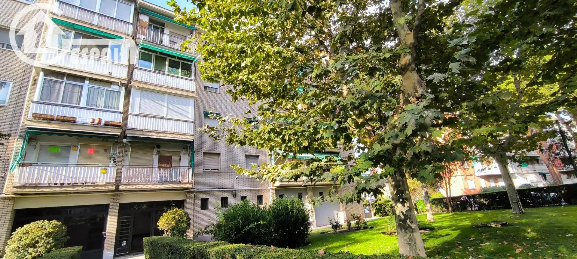 Vista exterior de Piso en venta en Madrid con Calefacción, Terraza y Amueblado