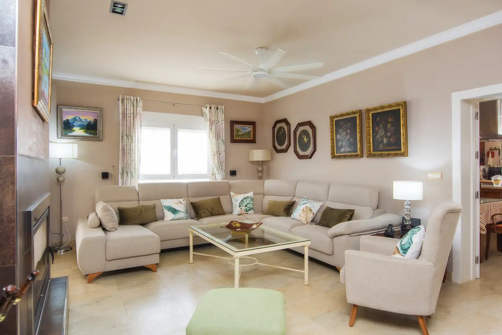 Sala de estar de Casa o chalet en venta en Carboneras con Aire acondicionado, Calefacción y Jardín privado