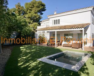 Jardí de Casa o xalet de lloguer en Torrent amb Aire condicionat, Terrassa i Piscina