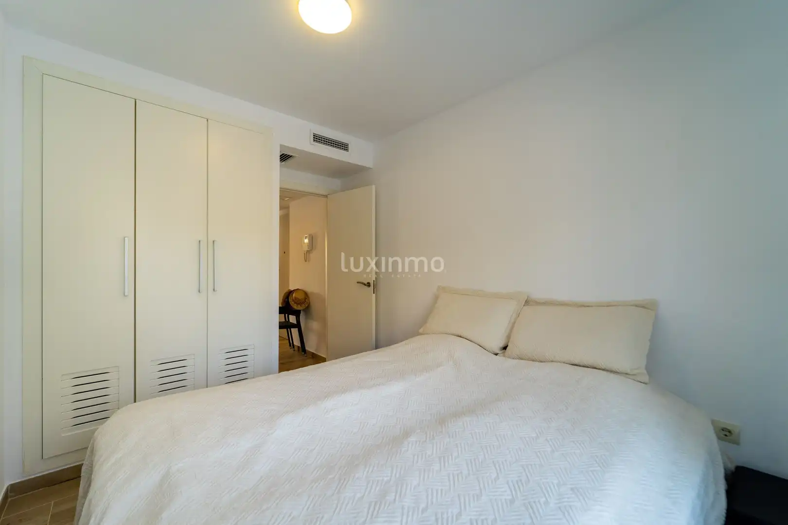 Habitación de Planta baja en venta en Calpe / Calp con Aire acondicionado, Jardín privado y Terraza