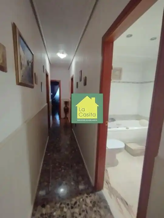 Piso en venta en Albacete con Jardín privado, Terraza y Trastero