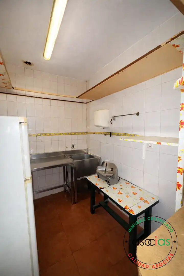 Business premises for sale in Gijón - CL ARCIPRESTE HITA, imagen 8
