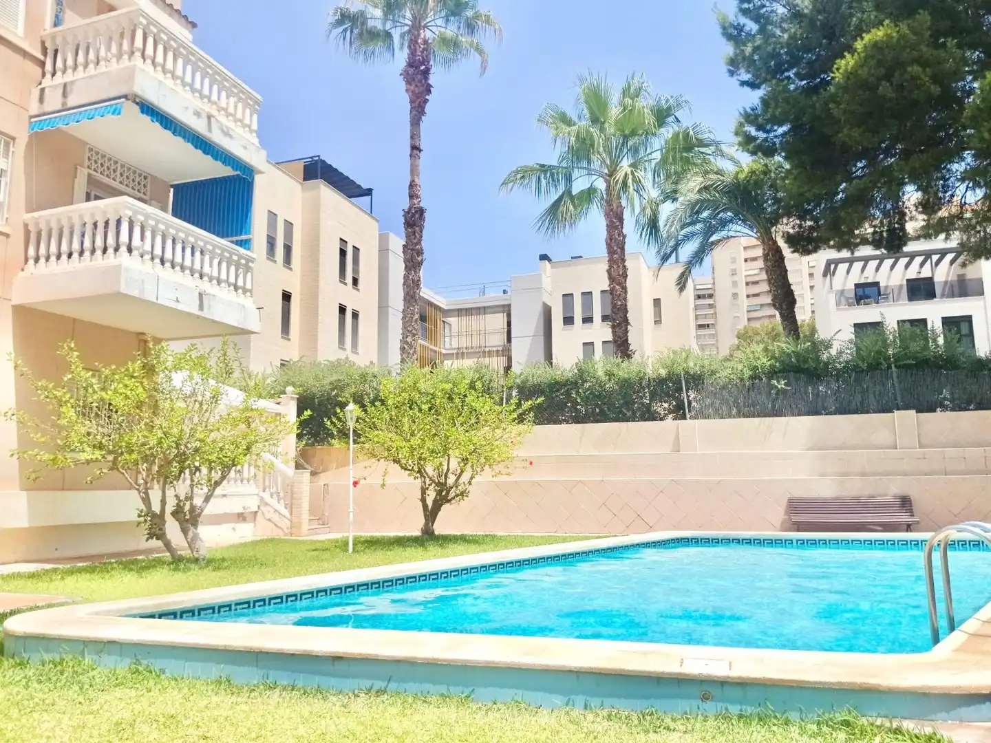 Planta baixa de lloguer a Playa Muchavista