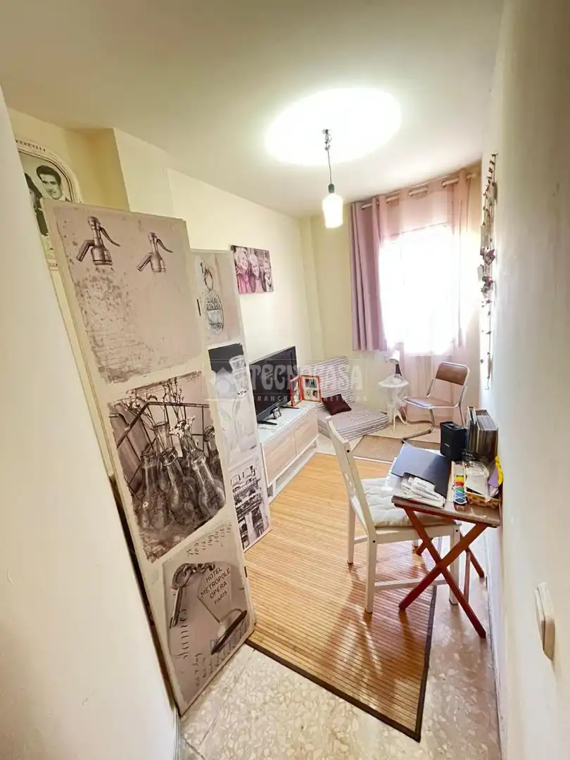 Habitación de Piso en venta en Barcelona con Balcón