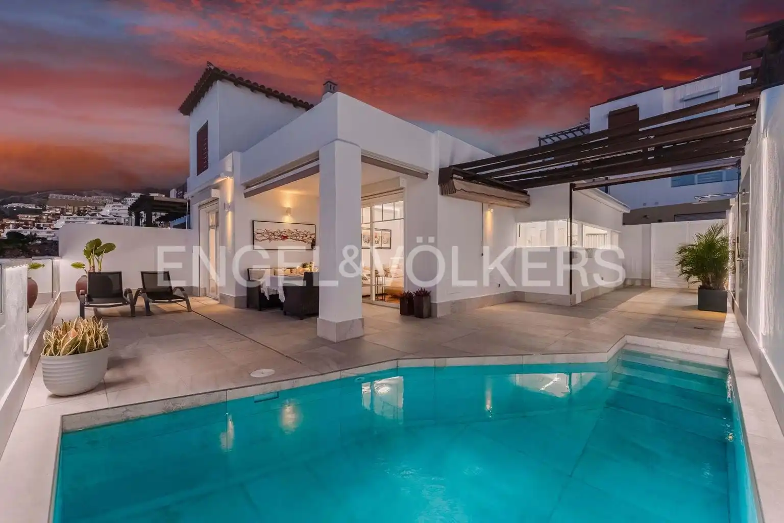 House with pool for sale in Costa Adeje, imagen 2