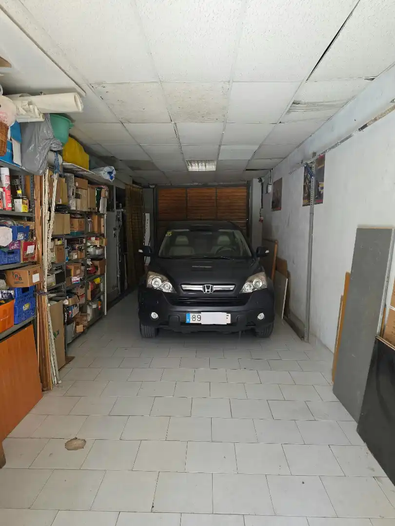 Aparcament de Casa o xalet en venda en Igualada amb Aire condicionat, Calefacció i Jardí privat