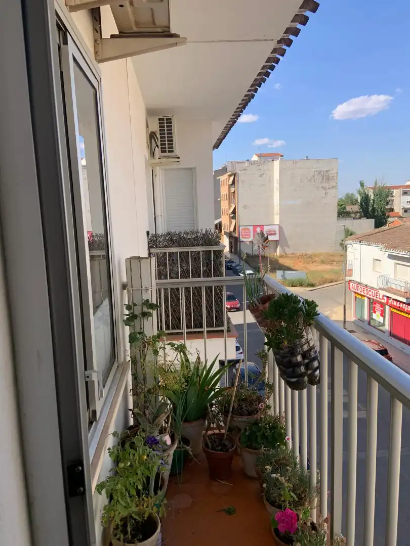 Terrassa de Pis en venda en Villarrobledo amb Moblat, Forn i Rentadora