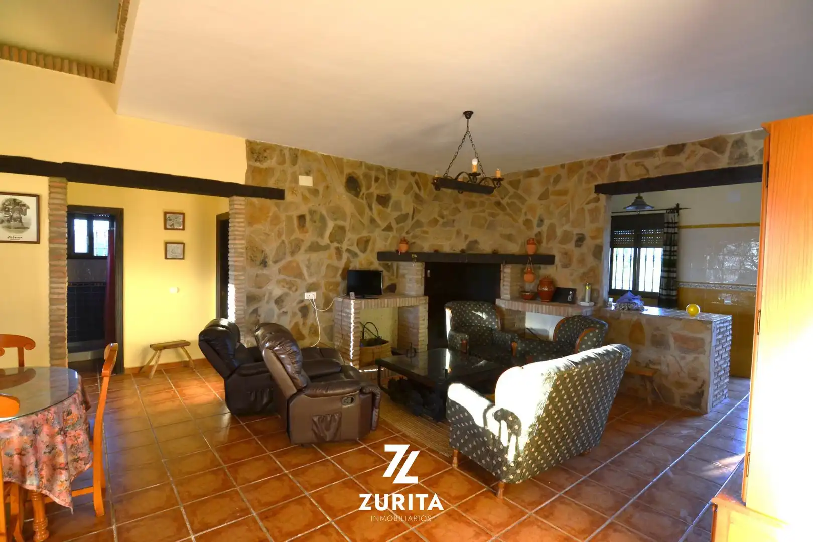 Casa rústica con piscina en venta en Zona Pantano Martín Gonzalo, imagen 9