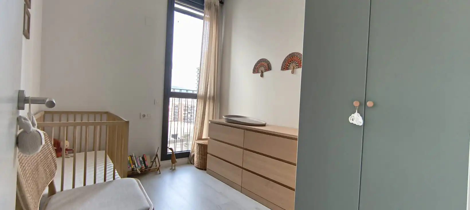 Schlafzimmer von Wohnung zum Verkauf in L'Hospitalet de Llobregat mit Klimaanlage, Heizung und Parkett