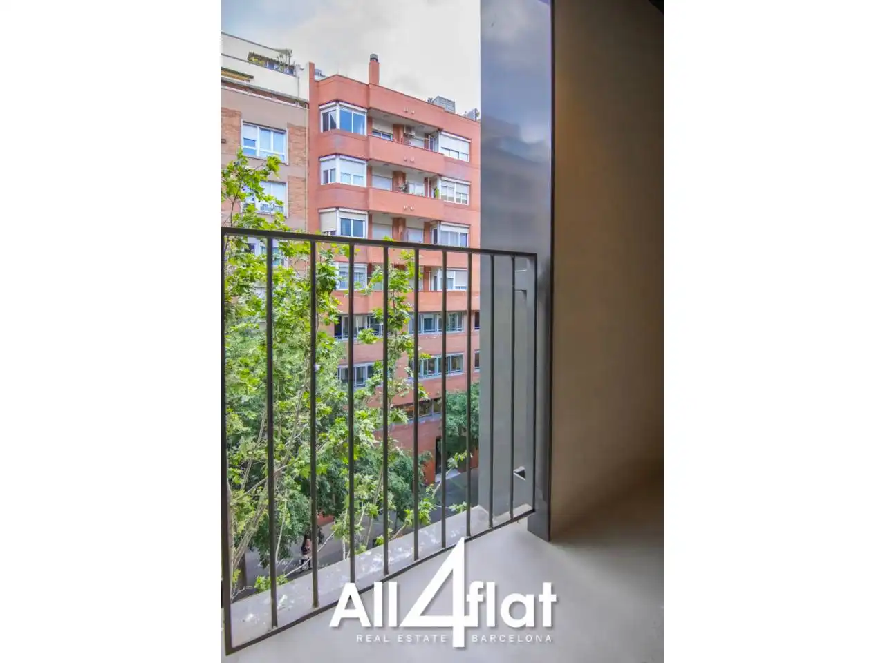 Balcony of Flat for rent in Barcelona  with Air Conditioner, Heating and Furnished
