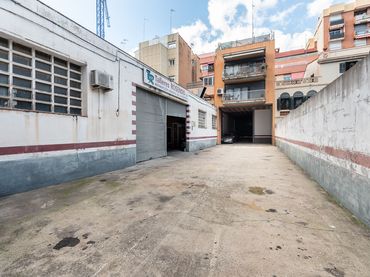 Industrial building for sale in Carrer Provença