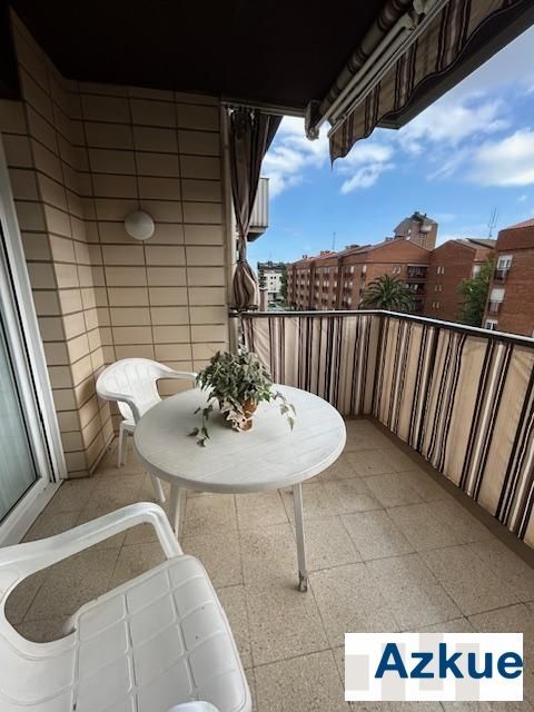 Terraza de Piso en venta en Zumaia con Calefacción, Amueblado y Balcón