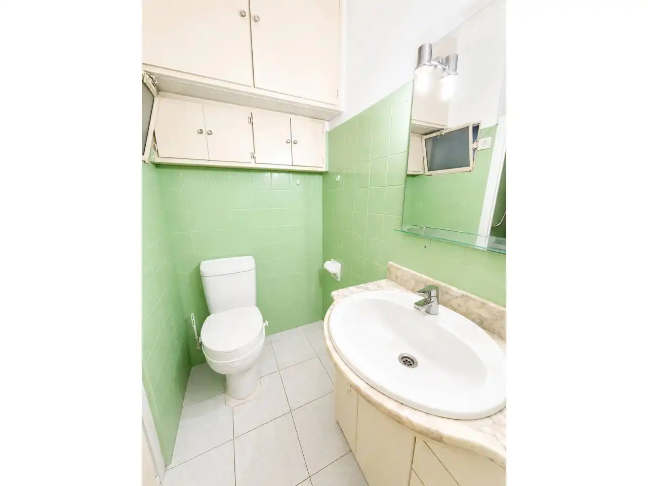 Baño de Piso en venta en Girona con Calefacción, Parquet y Trastero