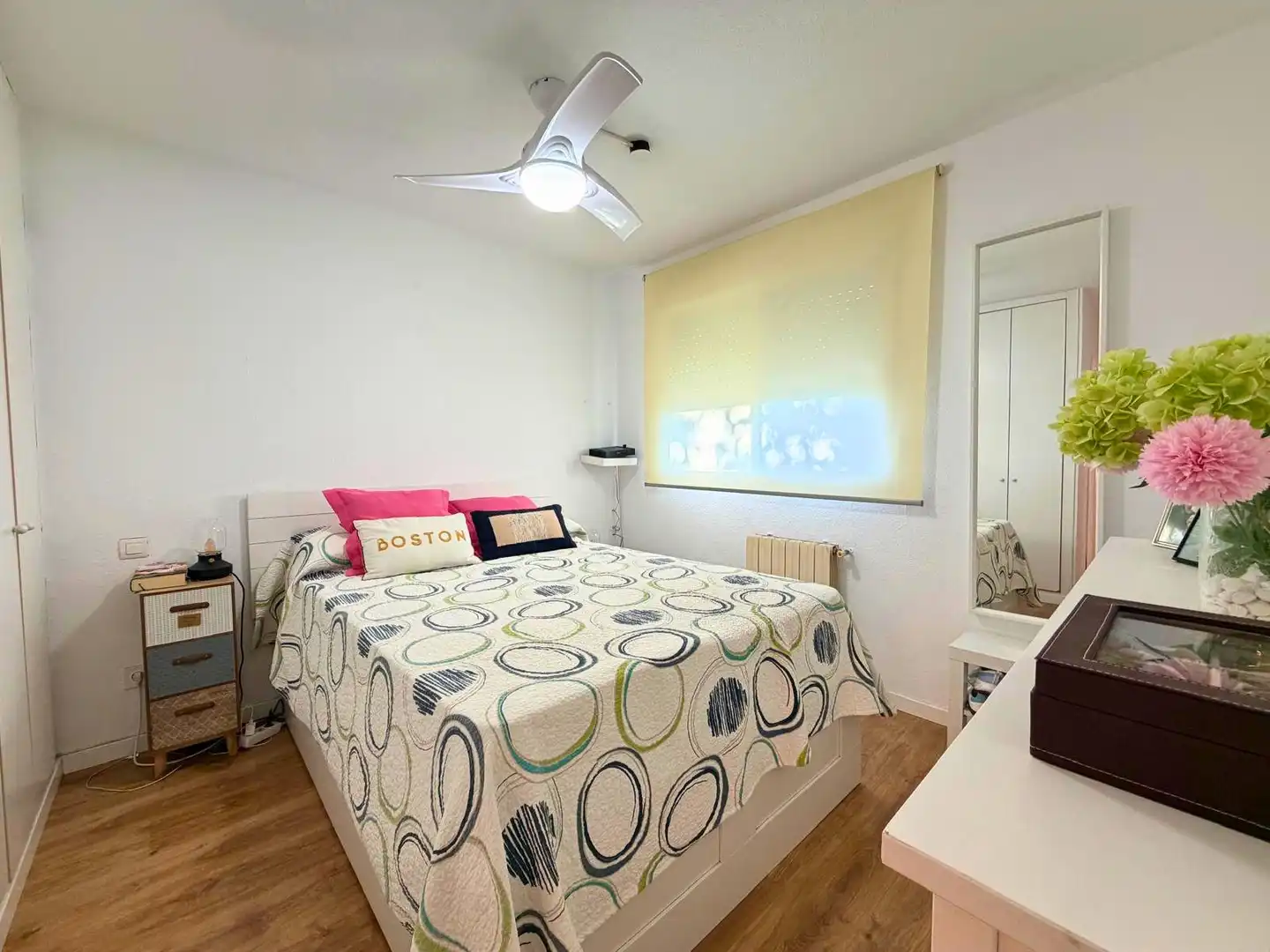 Habitación de Casa adosada en venta en Casco Histórico