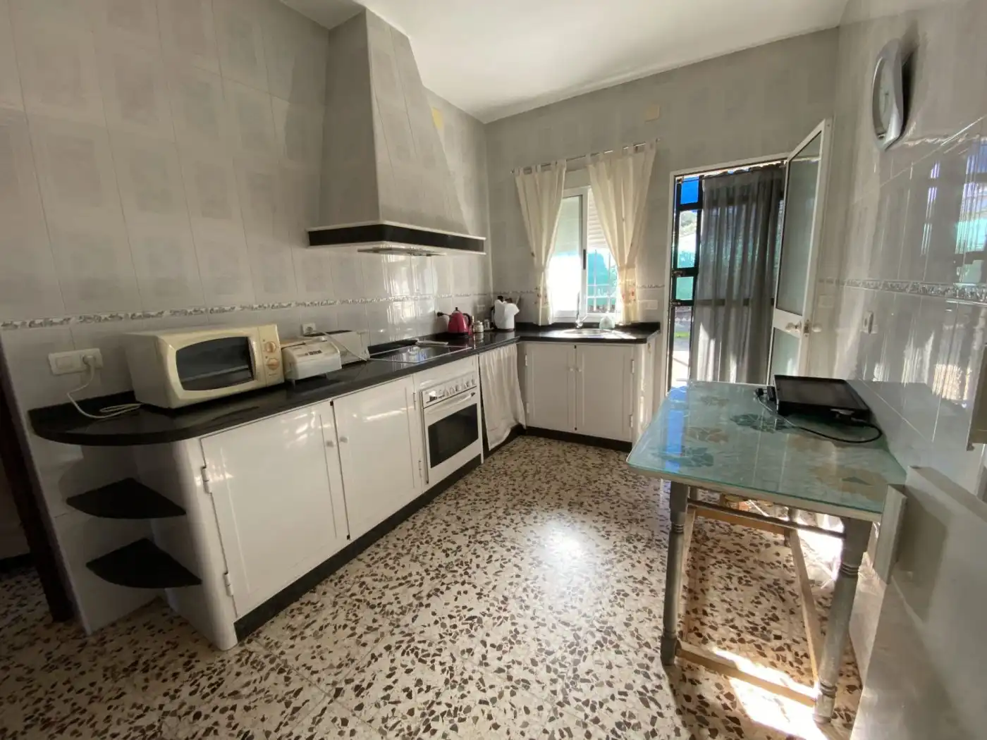 Cocina de Casa o chalet en venta en Valverde del Camino con Calefacción, Piscina y Amueblado