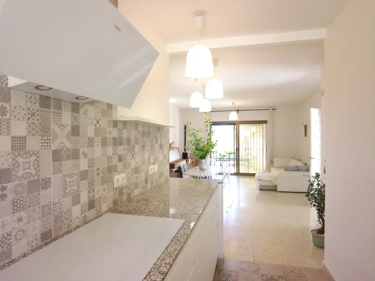 Chalet con jardín en venta en Río Real - Los Monteros, imagen 39