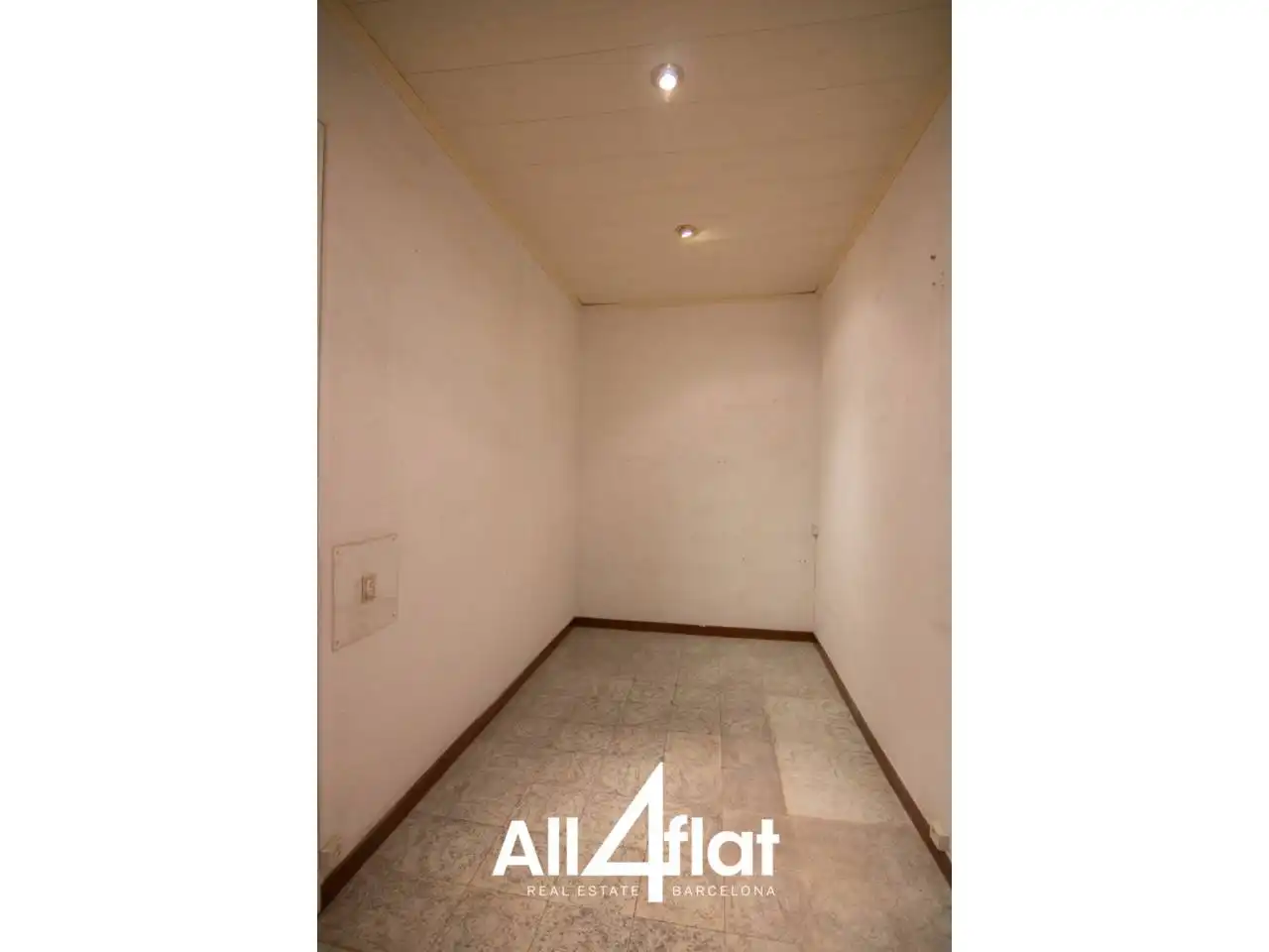 Flat for rent in Barcelona  with Air Conditioner, Parquet flooring and Furnished
