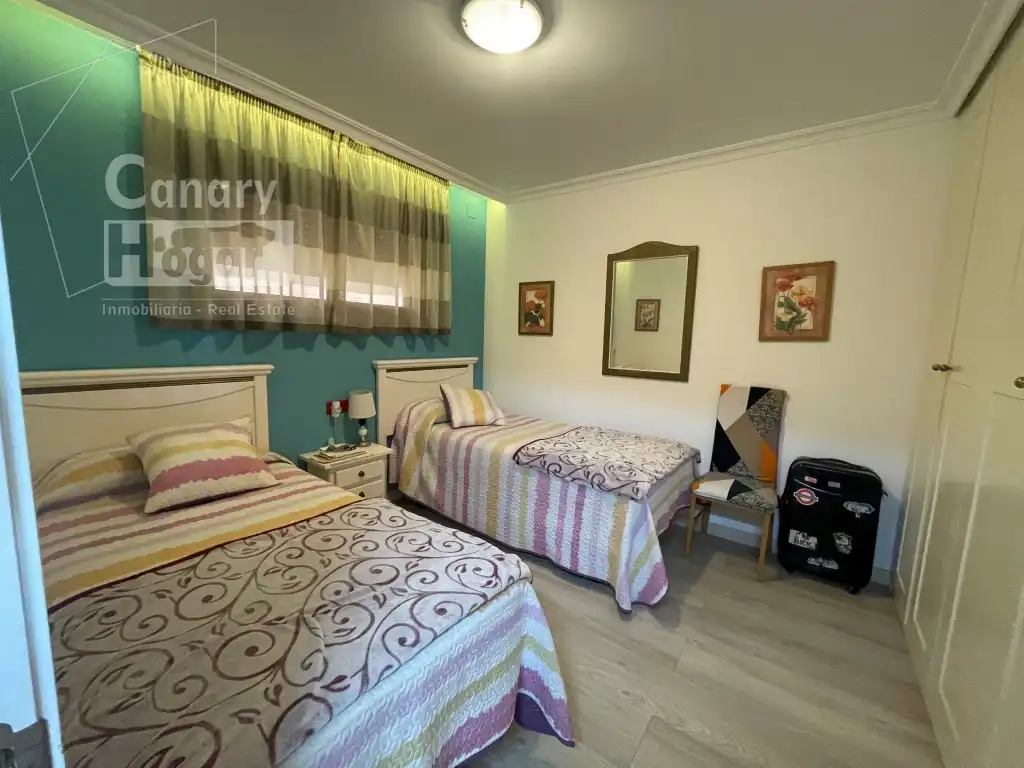 Apartamento en venta en Granadilla de Abona con Calefacción, Jardín privado y Amueblado
