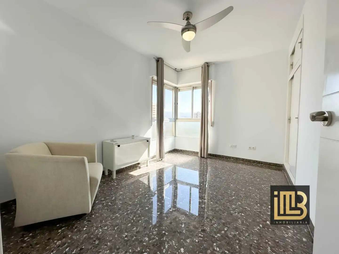 Vista exterior de Piso de alquiler en Málaga con Aire acondicionado, Trastero y Amueblado
