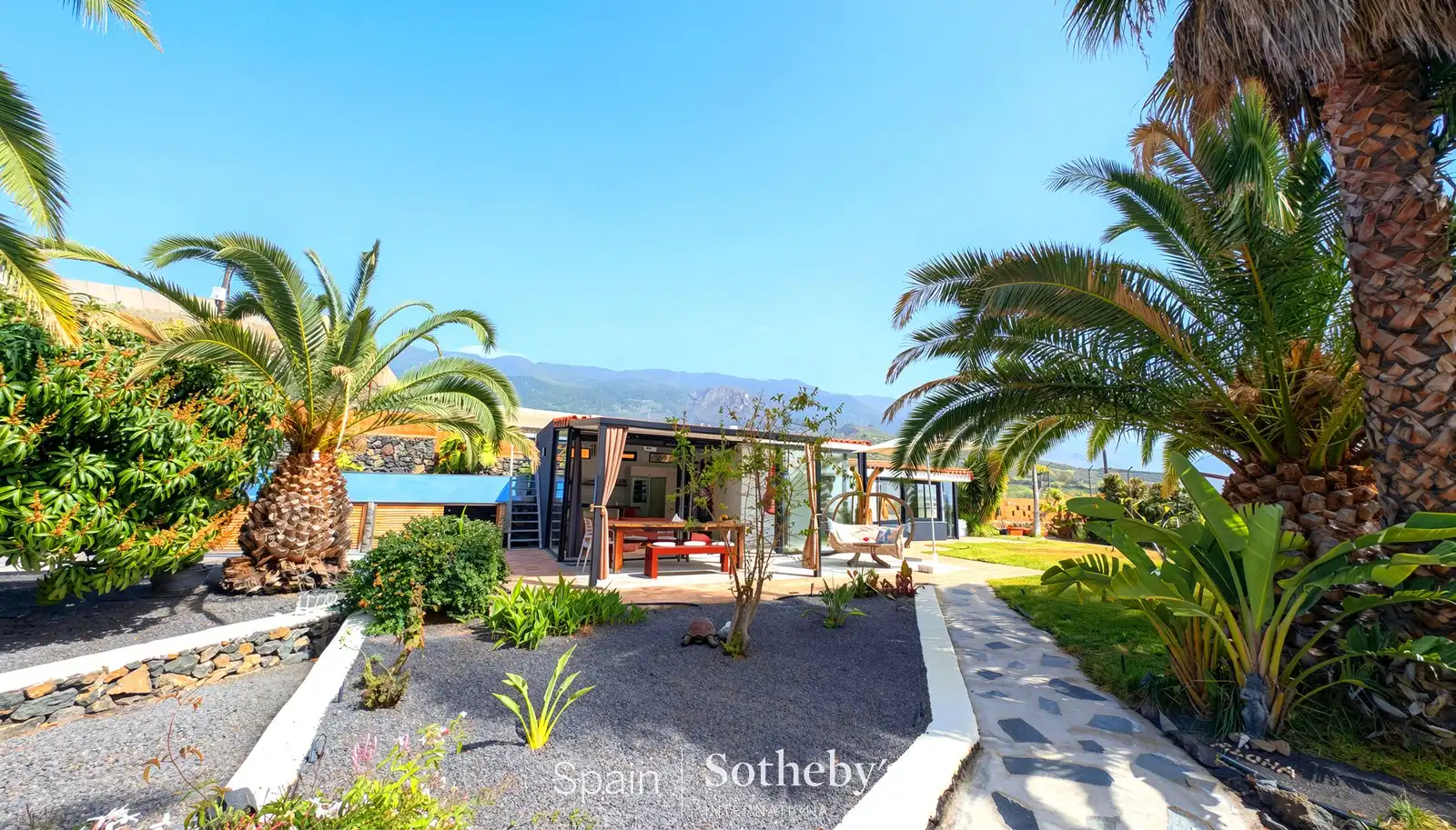 Vista exterior de Casa o chalet en venta en Los Llanos de Aridane con Aire acondicionado, Calefacción y Jardín privado