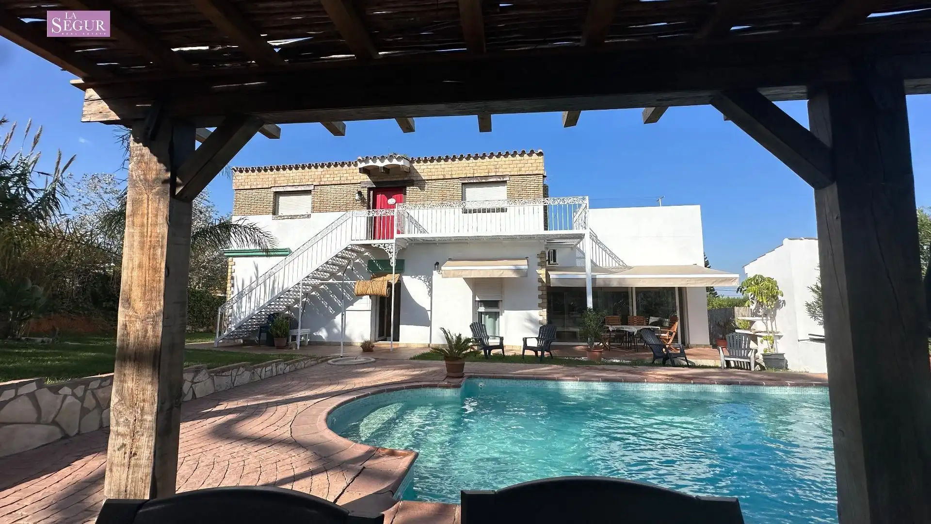 Edificio en venta en Los Franceses – La Vega