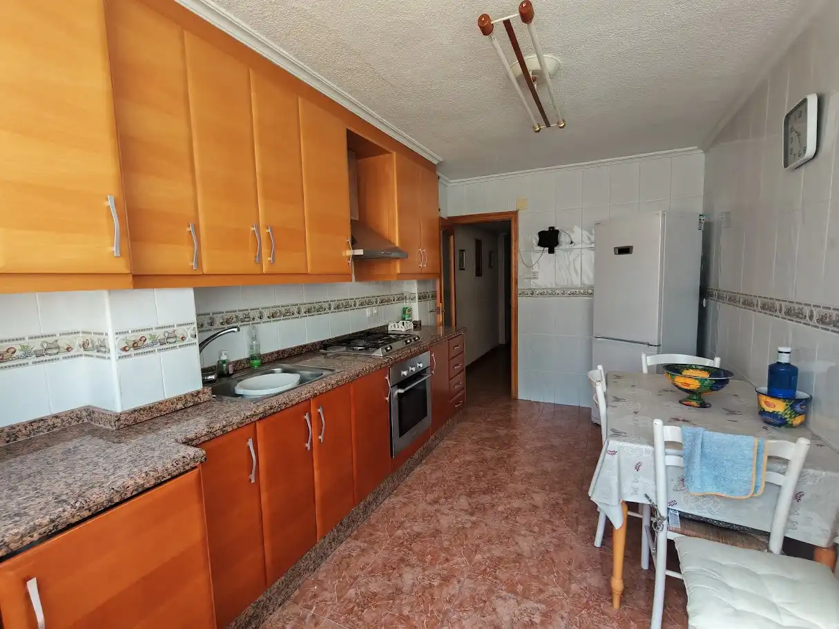 Kitchen of Flat for sale in Elche / Elx  with Air Conditioner