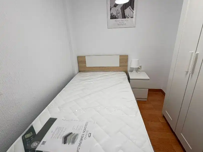 Habitación de Piso para compartir en Levante
