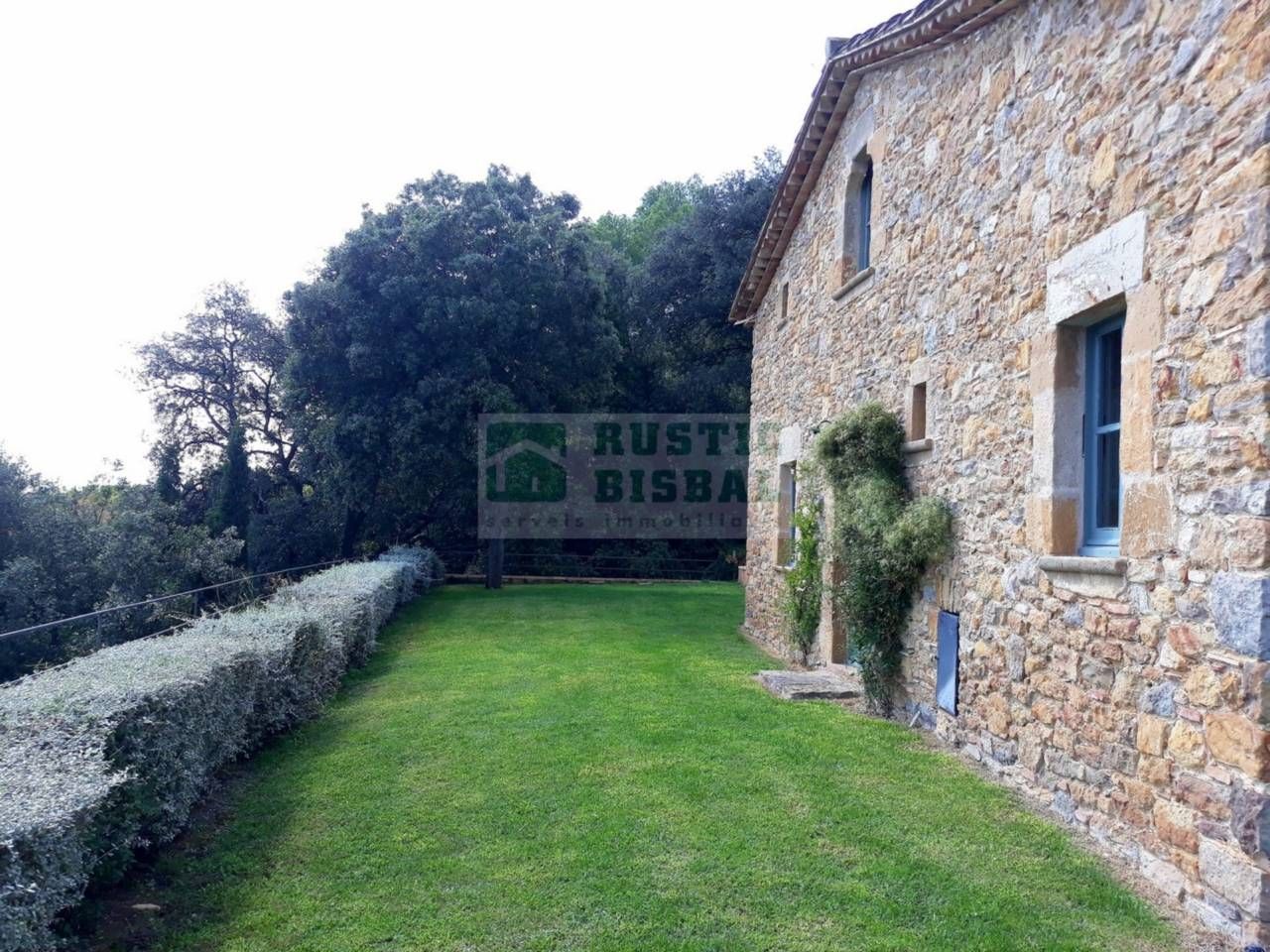 Garden of Country house to rent in Vilopriu  with Heating, Private garden and Swimming Pool