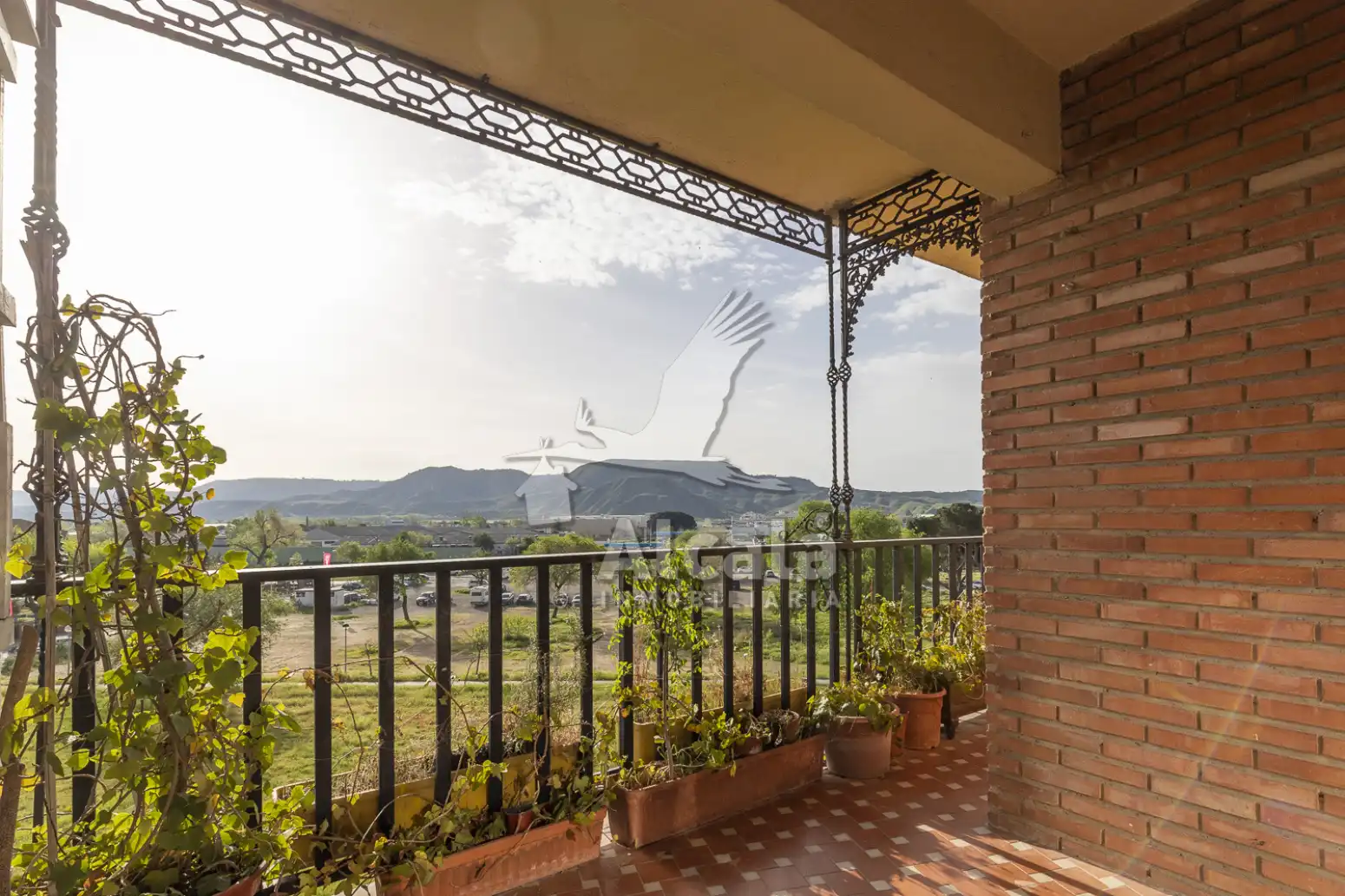 Terraza de Piso en venta en Alcalá de Henares con Calefacción, Terraza y Trastero